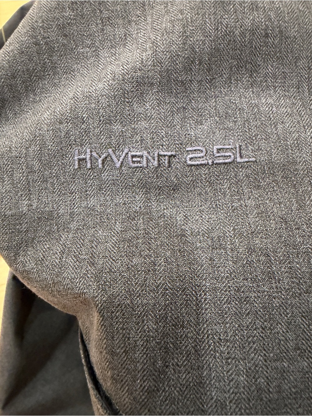 The North Face Men's Hooded HyVent 2.5 Jacket Large— Charcoal - Picture 11 of 11